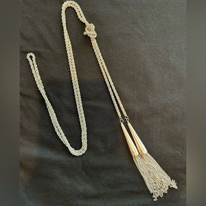 Silver Kendra Scott Phara necklace